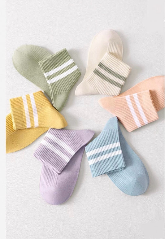 Women Socks Fashion Autumn New Novelty Candy Color Cotton Sports Crew Socks For Girls  Striped Socks Casual