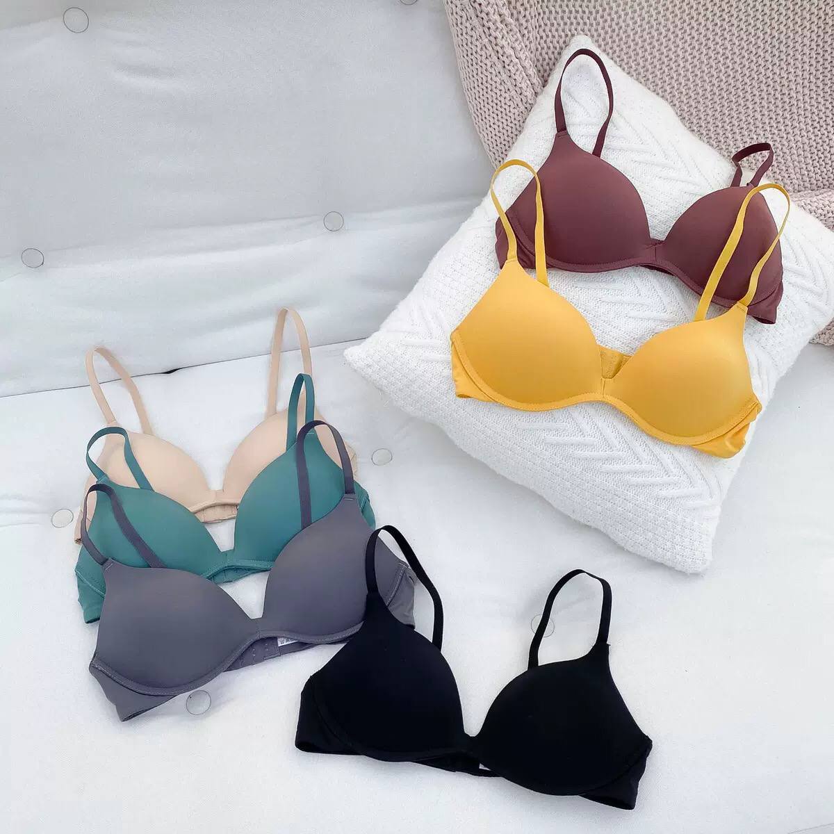 Comfortable Japanese-style Underwear Without Steel Ring For Girls Simple Small Bra Thin Section Seamless Breathable Type Adjustment Bra