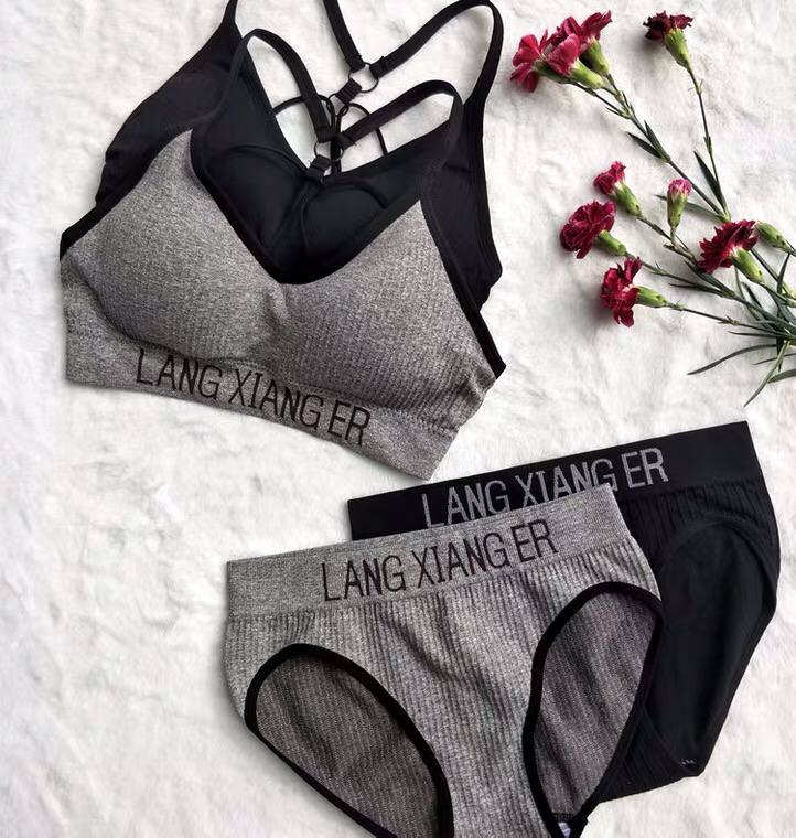 Seamless Japanese Girl Bra And Brief Sets Sexy Lady's Sports Underwear Sets