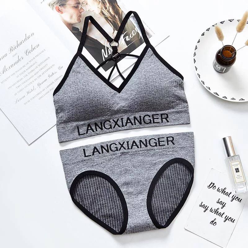 Seamless Japanese Girl Bra And Brief Sets Sexy Lady's Sports Underwear Sets