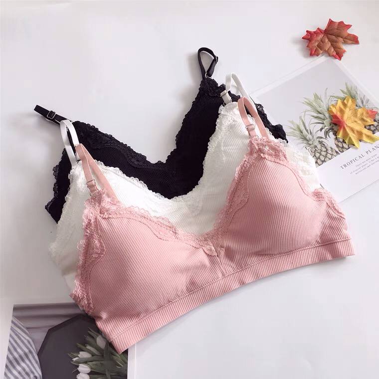 New Korean Version Of The Lace Edge Solid Color Cute No Steel Ring Bra Set
