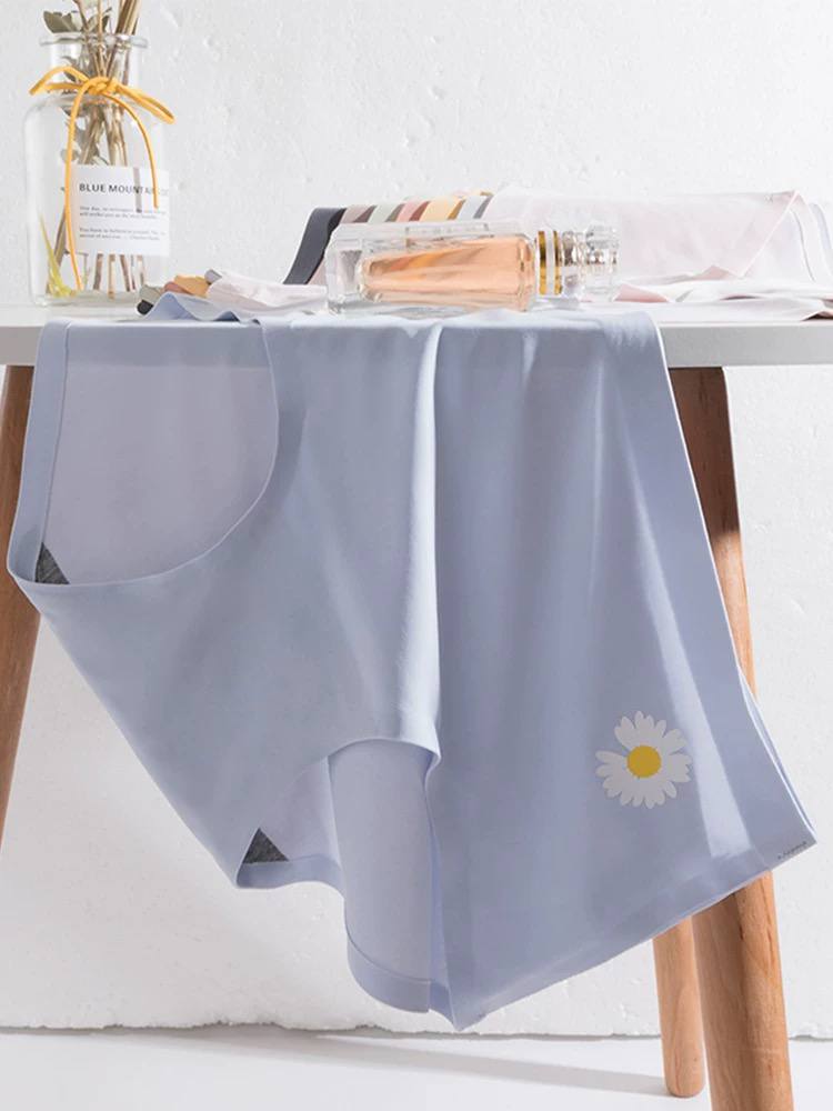 Cute Anti-Bacterial Women Briefs Mid-waist Ladies Panty Sexy Breathable Girl Underwear Seamless Cotton Women's Panties