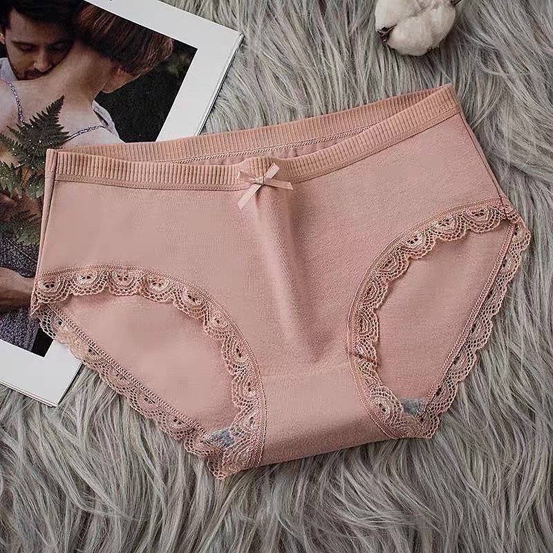 Lace Edge Panties Women's Cotton Crotch Antibacterial, breathable And Mid-Waist Girls Triangle shorts