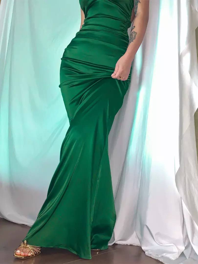 2022 Women’s New Summer Sexy Halter Backless Fashion Sleeveless Pleated Dress